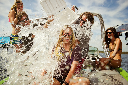 Boat Dealer «Norcal MasterCraft Discovery Bay Mall - Showroom / ProShop», reviews and photos, 1520 Discovery Bay Blvd #200, Discovery Bay, CA 94505, USA