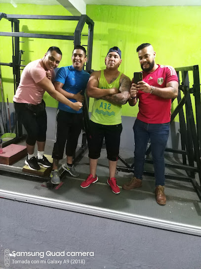 Escudo Spartanos Gym - Av Río Pánuco 428, Fraccionamiento Lomas del Río Medio, Hortalizas, 91809 Veracruz, Ver., Mexico