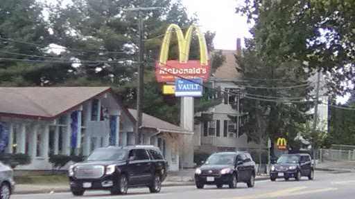 Dry Cleaner «Bush Quality Cleaners», reviews and photos, 446 Dartmouth St, New Bedford, MA 02740, USA