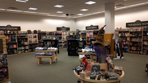 Book Store «Barnes & Noble», reviews and photos, 5231 E 41st St, Tulsa, OK 74135, USA