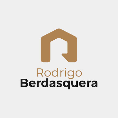 Rodrigo Berdasquera - Negocios & Bienes Raíces