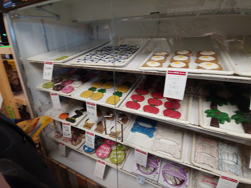 Whole Pets Market, 911 W Hwy 290, Dripping Springs, TX 78620, USA, 