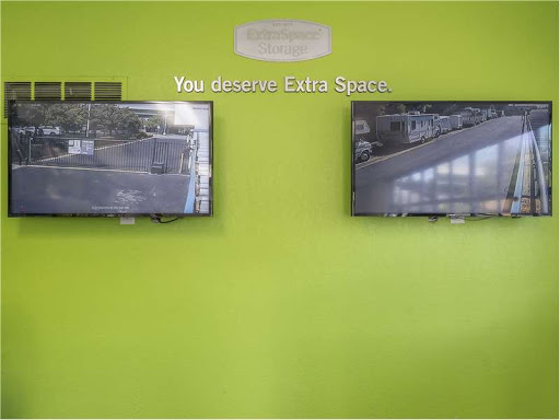 Extra Space Storage image
