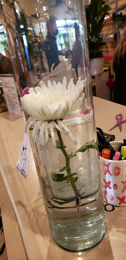 Florist «Crimson Ridge Florist Rockford», reviews and photos, 735 N Perryville Rd, Rockford, IL 61107, USA