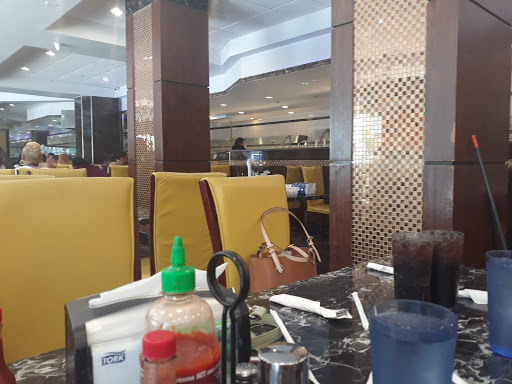 Shopping Mall «City Place Shopping Center», reviews and photos, 151 E 5th St, Long Beach, CA 90802, USA