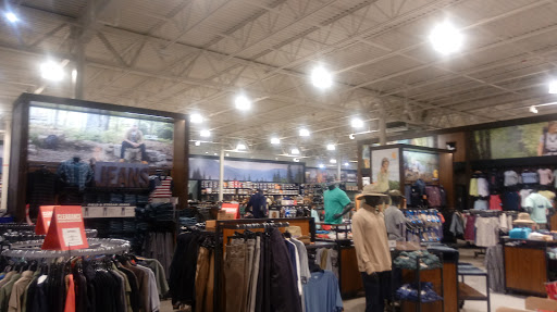 Outdoor Sports Store «Field & Stream», reviews and photos, 1501 Sentinel Dr Ste B, Chesapeake, VA 23320, USA