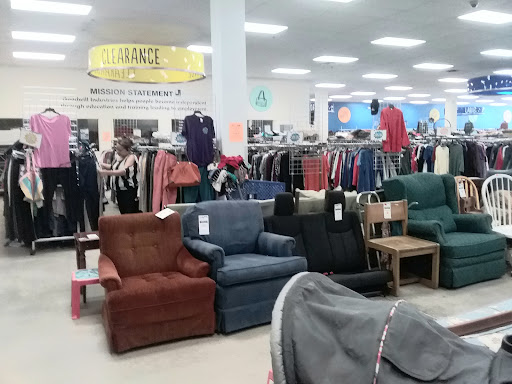 Thrift Store «Goodwill», reviews and photos