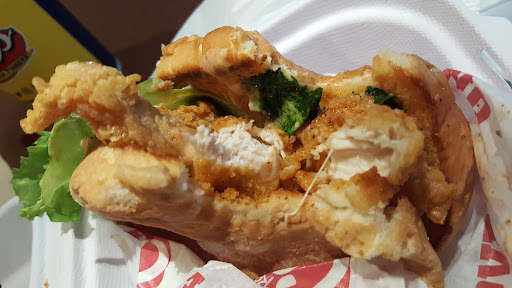 Raising Canes Chicken Fingers image