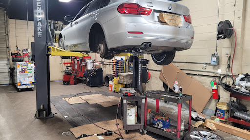 Auto Repair Shop «K&G Auto Repair and Detailing», reviews and photos, 4588 Eisenhower Ave, Alexandria, VA 22304, USA