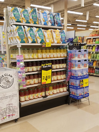 Grocery Store «Hannaford Supermarket», reviews and photos, 19 Clifton Country Rd Suite 16, Clifton Park, NY 12065, USA