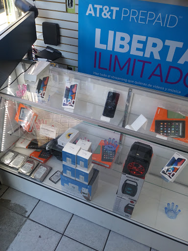 Barber Shop «Luis Barber Shop», reviews and photos, 266 Jamaica Ave, Brooklyn, NY 11207, USA