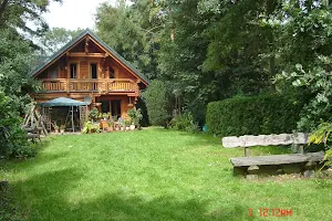 Holzhaus am See image