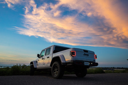 Car Dealer «Chrysler Dodge Jeep Ram Southampton», reviews and photos, 691 County Rd 39A, Southampton, NY 11968, USA