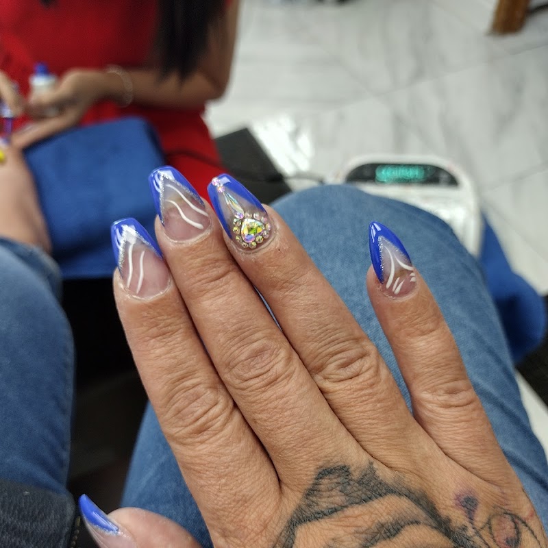 K-Nails