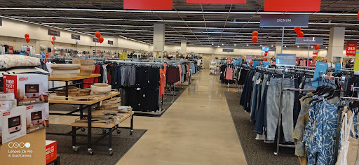 Department Store «Nordstrom Rack Potomac Mills», reviews and photos, 2700 Potomac Mills Cir, Woodbridge, VA 22192, USA