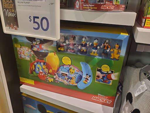 Toy Store «Disney Store», reviews and photos, 400 Premium Outlets Dr, Monroe, OH 45050, USA