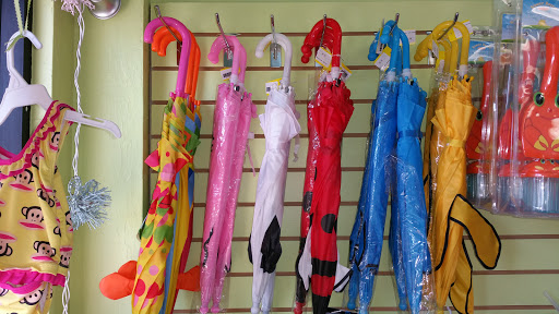 Baby Store «Twinkle Twinkle Little Store», reviews and photos, 4172 Tamiami Trail N, Naples, FL 34103, USA