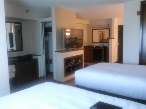 Hotel «Hyatt Place Kansas City/Overland Park/Convention Center», reviews and photos