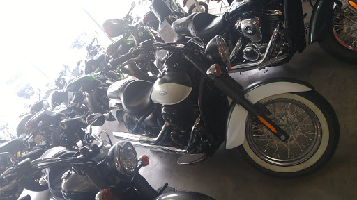 Motorcycle Dealer «Adventure Powersports», reviews and photos, 476 S Mulberry St, Elizabethtown, KY 42701, USA