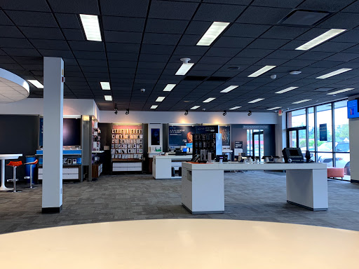 Cell Phone Store «AT&T», reviews and photos, 6294 Mayfield Rd, Mayfield Heights, OH 44124, USA