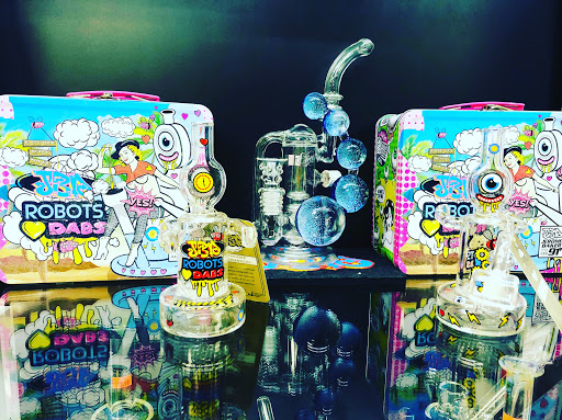 Tobacco Shop «Pipe Dreams Smoke Shop», reviews and photos, 13971 N Cleveland Ave #13, North Fort Myers, FL 33903, USA