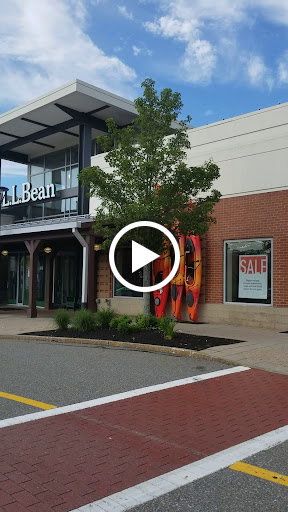 Clothing Store «L.L. Bean», reviews and photos, 6 Wayside Rd, Burlington, MA 01803, USA