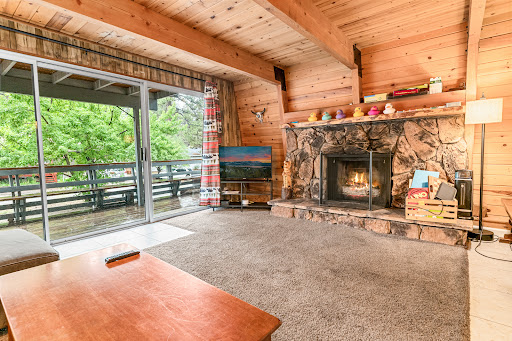 Big Bear Lakefront Cabins & Best Mountain Vacation Rentals image