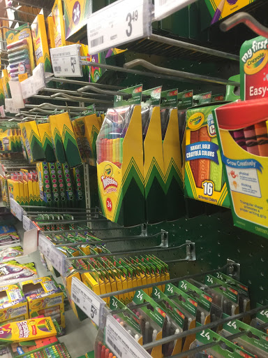 Office Supply Store «Staples», reviews and photos, 3 Chevy Dr, East Syracuse, NY 13057, USA