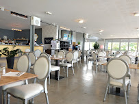 Atmosphère du Restaurant Le Saint Inn à Brison-Saint-Innocent - n°4