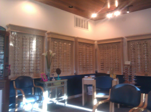 First Colonial Eye Center