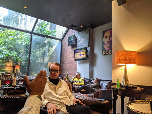 Tobacco Shop «Casa de Montecristo by Cigar Inn», reviews and photos, 1016 2nd Ave, New York, NY 10022, USA