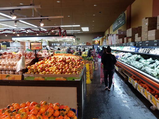 Asian Grocery Store «Hoa Binh Garden Grove Supermarket», reviews and photos, 13922 Brookhurst St, Garden Grove, CA 92843, USA
