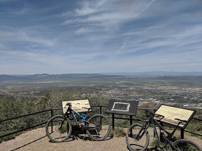 Top Of 'C' Trail Parking Lot (C Lookout Point)