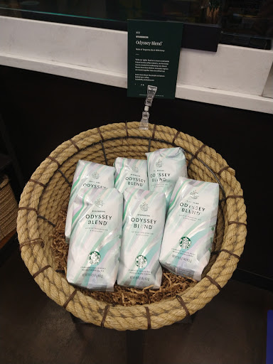 Shopping Mall «Westcliff Plaza», reviews and photos, 1000-1150 Irvine Ave, Newport Beach, CA 92660, USA