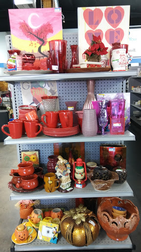 Thrift Store «Goodwill», reviews and photos