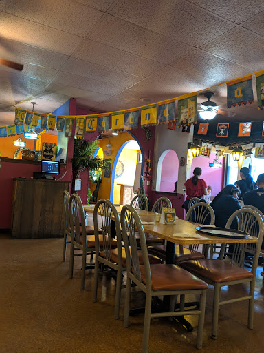 El Azteca Restaurant