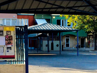 École maternelle Robert Surcouf