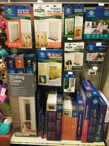 Pet Supply Store «PetSmart», reviews and photos, 1131 Sanguinetti Rd, Sonora, CA 95370, USA