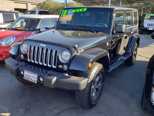 Car Dealer «Hunter Dodge Chrysler Jeep Ram», reviews and photos, 1130 Auto Mall Dr, Lancaster, CA 93534, USA