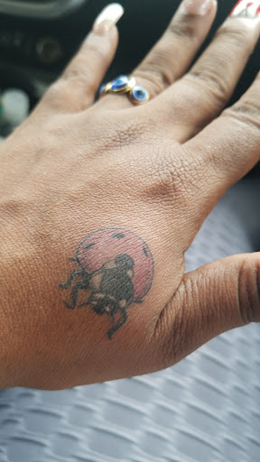 Tattoo and Piercing Shop «Hollywood Ink Tattoos», reviews and photos, 3501 S Tryon St, Charlotte, NC 28217, USA