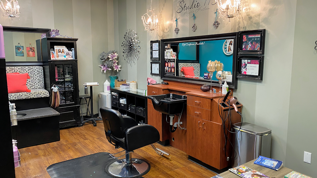 Alycia Haslam @ Studio 113 inside the Studio Salons 84020