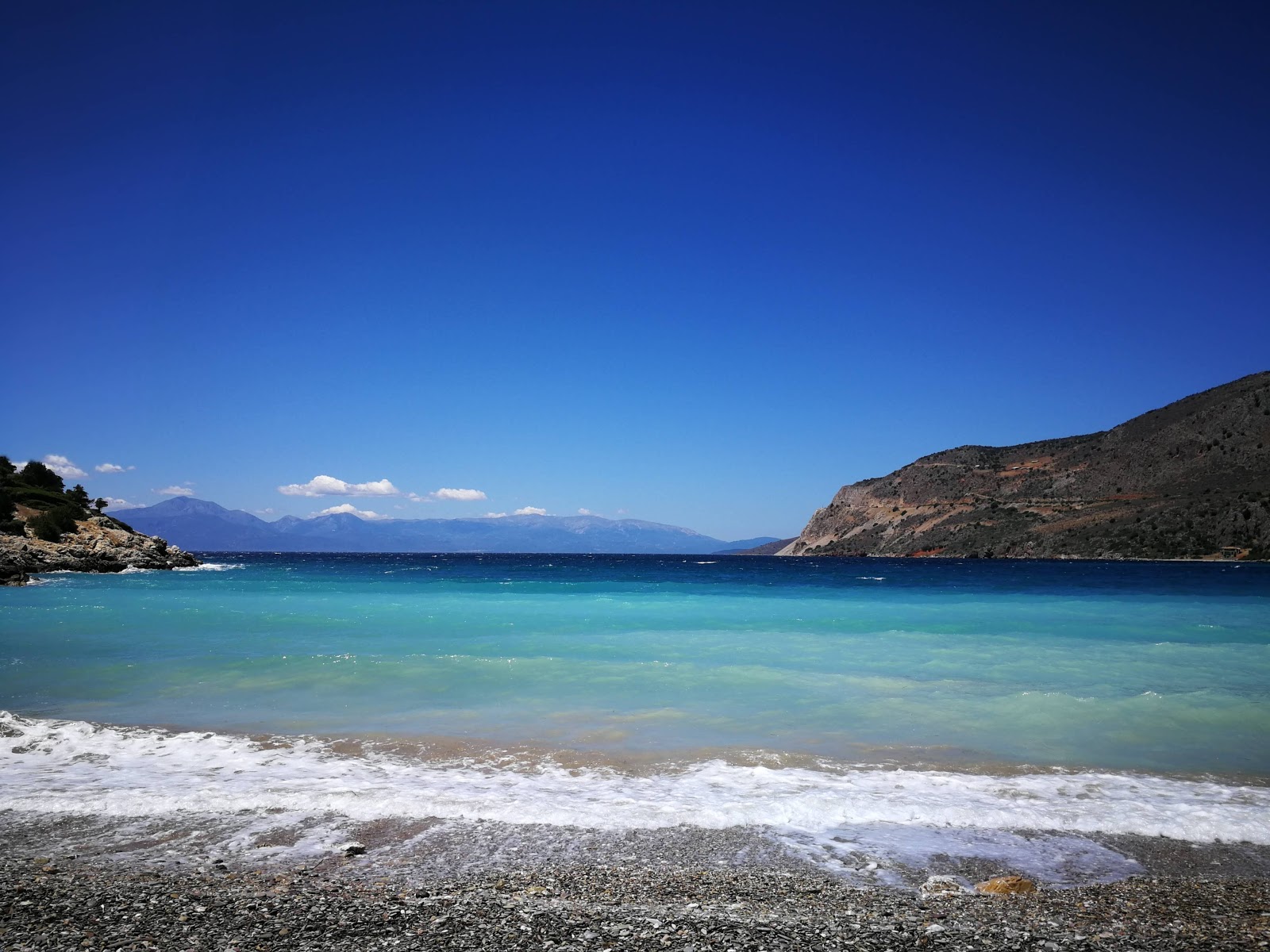 Agios Vlasios beach的照片 具有非常干净级别的清洁度