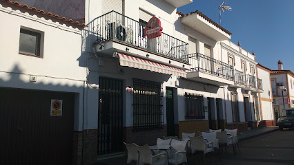 La Cabina Pub - C. Cordoba, 8, 21250 Rosal de la Frontera, Huelva, Spain
