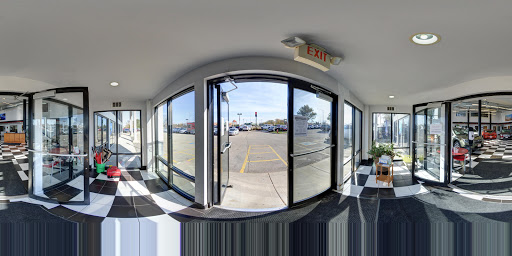 Used Car Dealer «Schoepp Motors Northeast», reviews and photos, 1518 N Stoughton Rd, Madison, WI 53704, USA