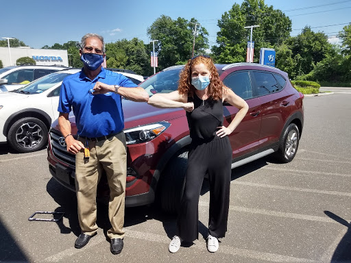 Hyundai Dealer «Danbury Hyundai», reviews and photos, 102 Federal Rd, Danbury, CT 06810, USA