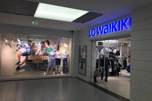 LC Waikiki image