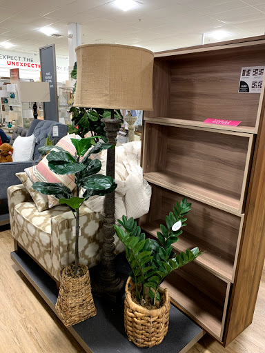 Department Store «HomeGoods», reviews and photos, 43 Woodbridge Center Dr, Woodbridge, NJ 07095, USA