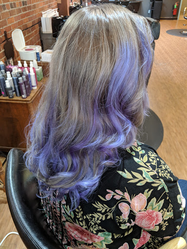 Beauty Salon «H 2O Salon & Spa», reviews and photos, 109 Broadway Ave, Urbana, IL 61801, USA