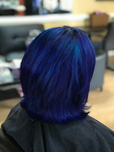 Hair Salon «The Parlour A Hair Salon», reviews and photos, 333 Jesse Jewell Pkwy SE, Gainesville, GA 30501, USA