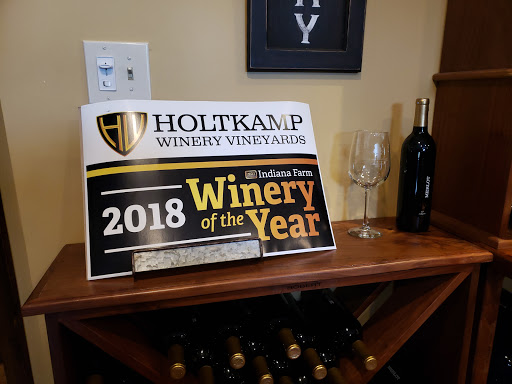 Wine Bar «Holtkamp Winery Tasting Room», reviews and photos, 6781 Harrison Ave, Cincinnati, OH 45247, USA